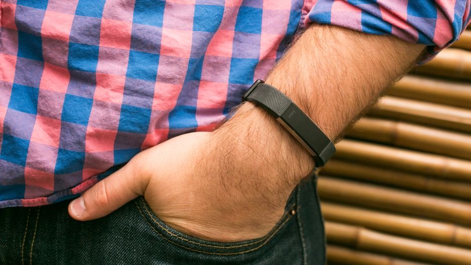 fitbit alta hr 15