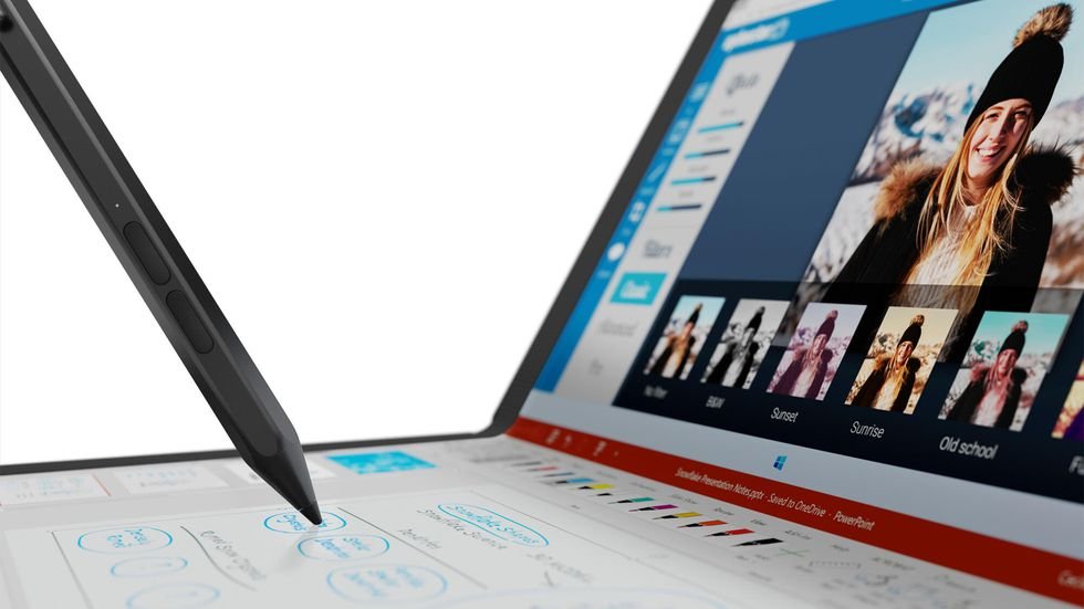 CES 2020: Las novedades más interesantes 60 08 tp x1 fold closeup pen screen