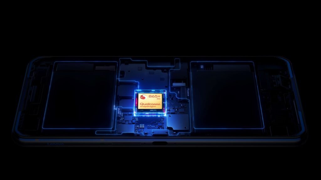 El primer teléfono para juegos de Lenovo tiene una cámara en el lateral y dos baterías 36 Snapdragon865Plus resized 1024x576 1
