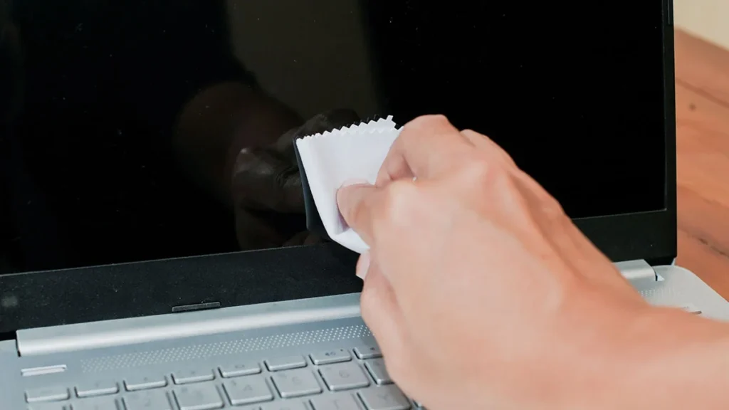 What is Backlight Bleeding and How to Fix It?