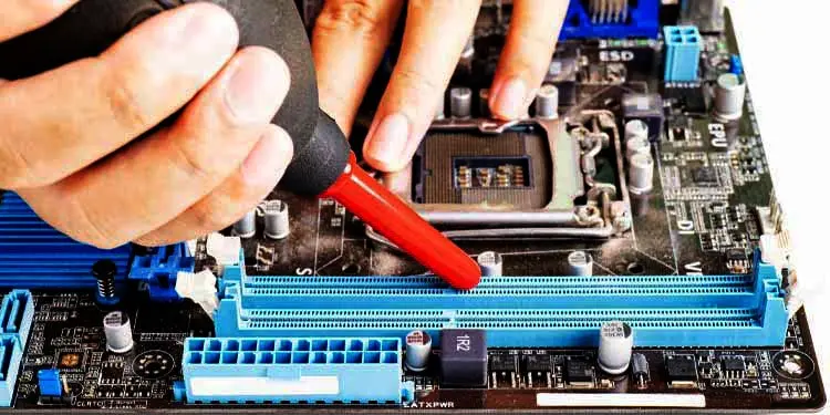 cleaning RAM slot with compressed air